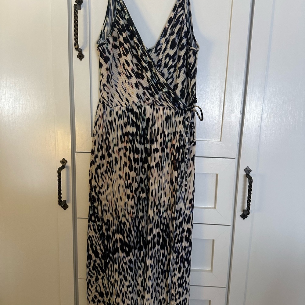 H&M Black and Cream Maxi Dress